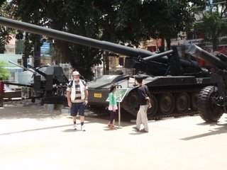 bagzarand175mmatsaigonwarmuseum.jpg